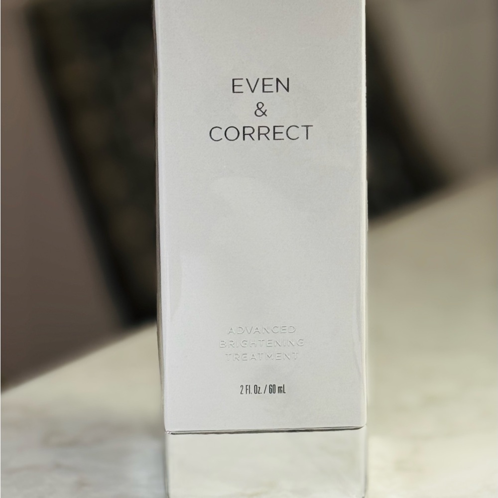 White Skincare Serum & Face Oil for Radiant Skin